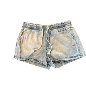 Celebrity Pink Light Blue Jean Shorts